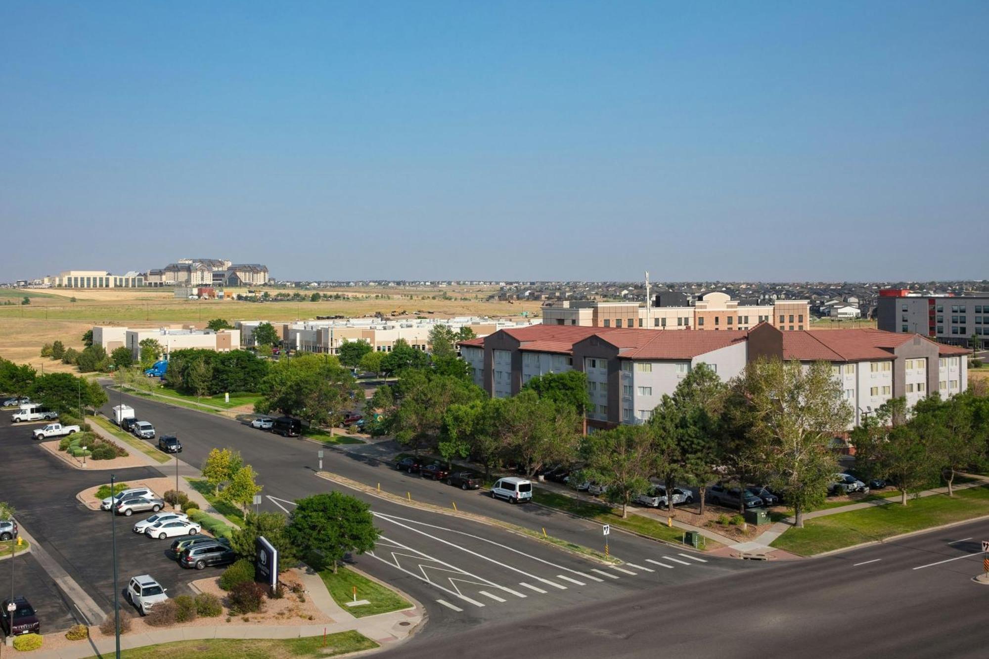 Courtyard By Marriott Denver Airport Kültér fotó